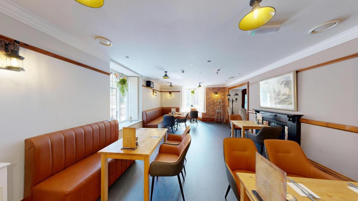 High Tor Hotel - Housity