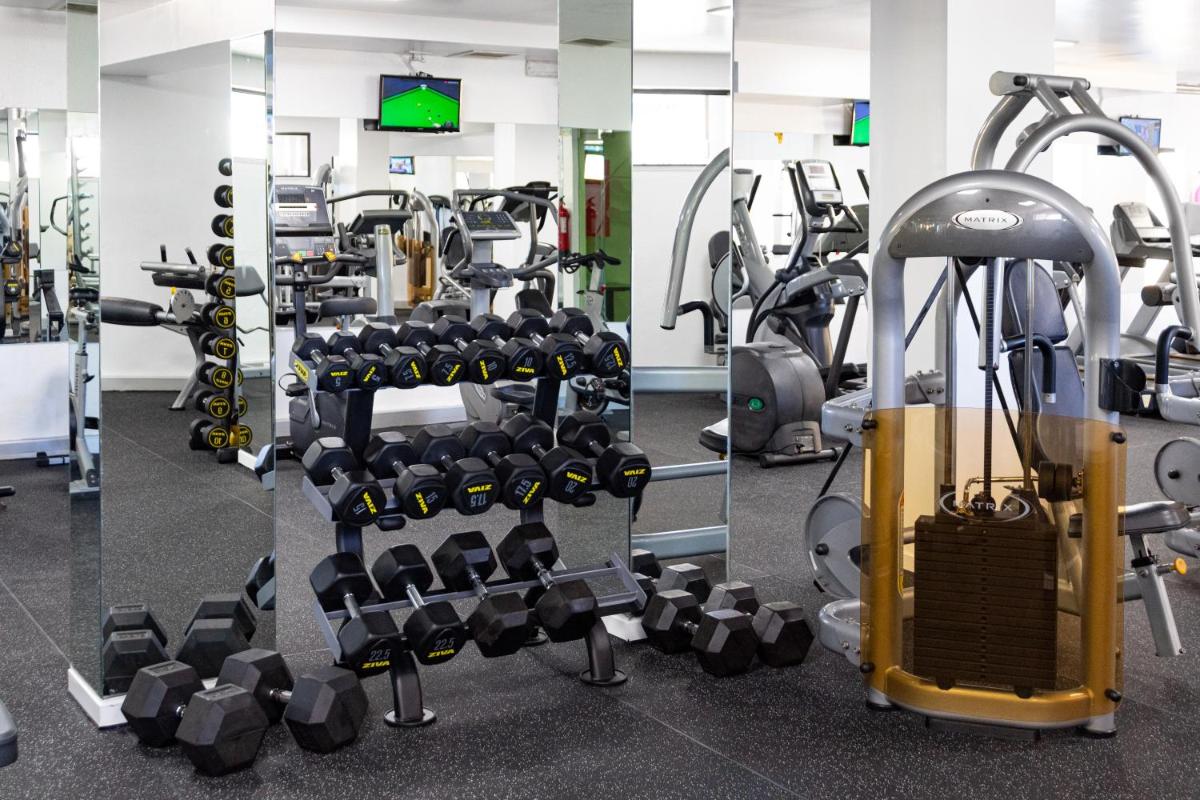 O centro de fitness e/ou as comodidades de fitness de Browns Sports Resort