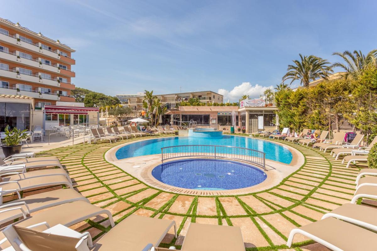 Piscina en o cerca de Ferrer Janeiro Hotel & Spa