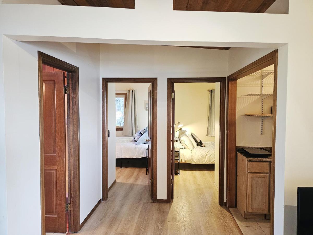 Private 2BR Amazing Lake Sammamish Views - Housity