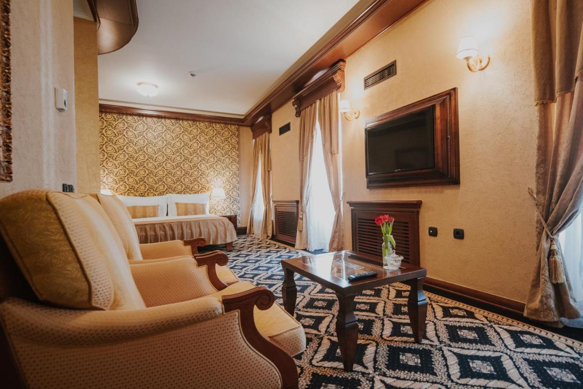 Historic Boutique Hotel Cattaro - Housity
