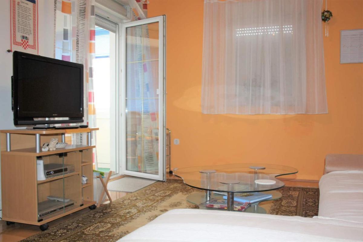 Apartment Roko close to Beach - Housity