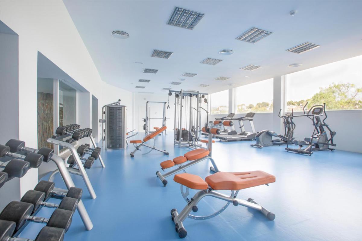 Gimnasio o instalaciones de fitness de MarSenses Rosa del Mar Hotel & Spa