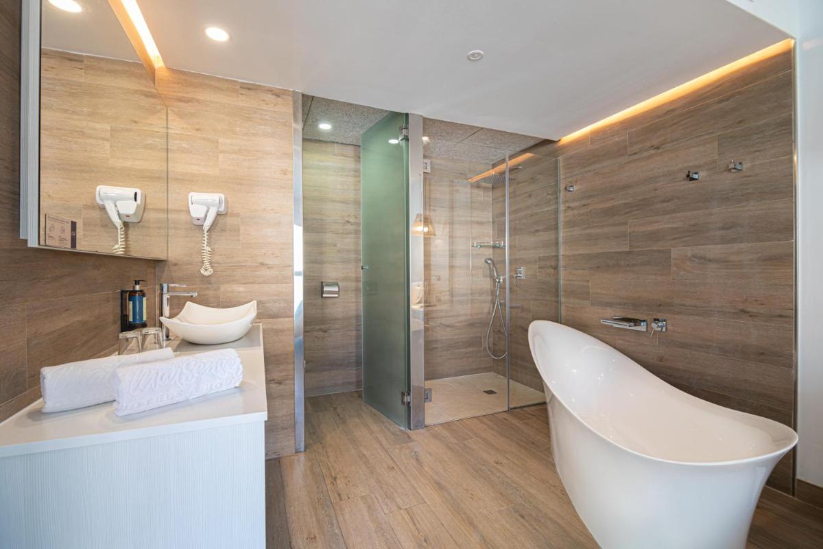 Un baño de MarSenses Puerto Pollensa Hotel & Spa Adults Only