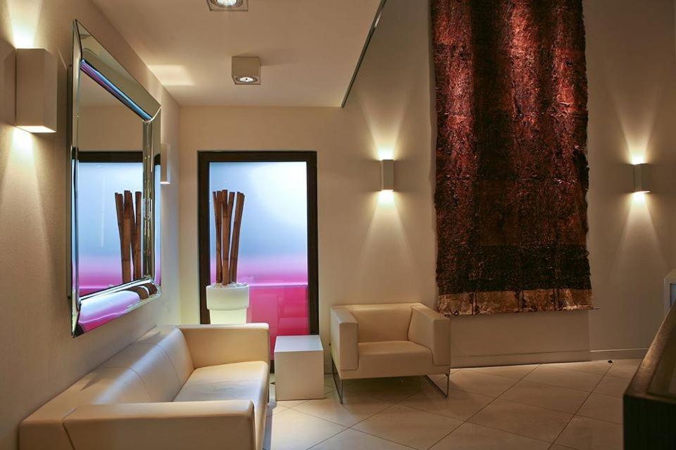 Villa & Spa - Housity