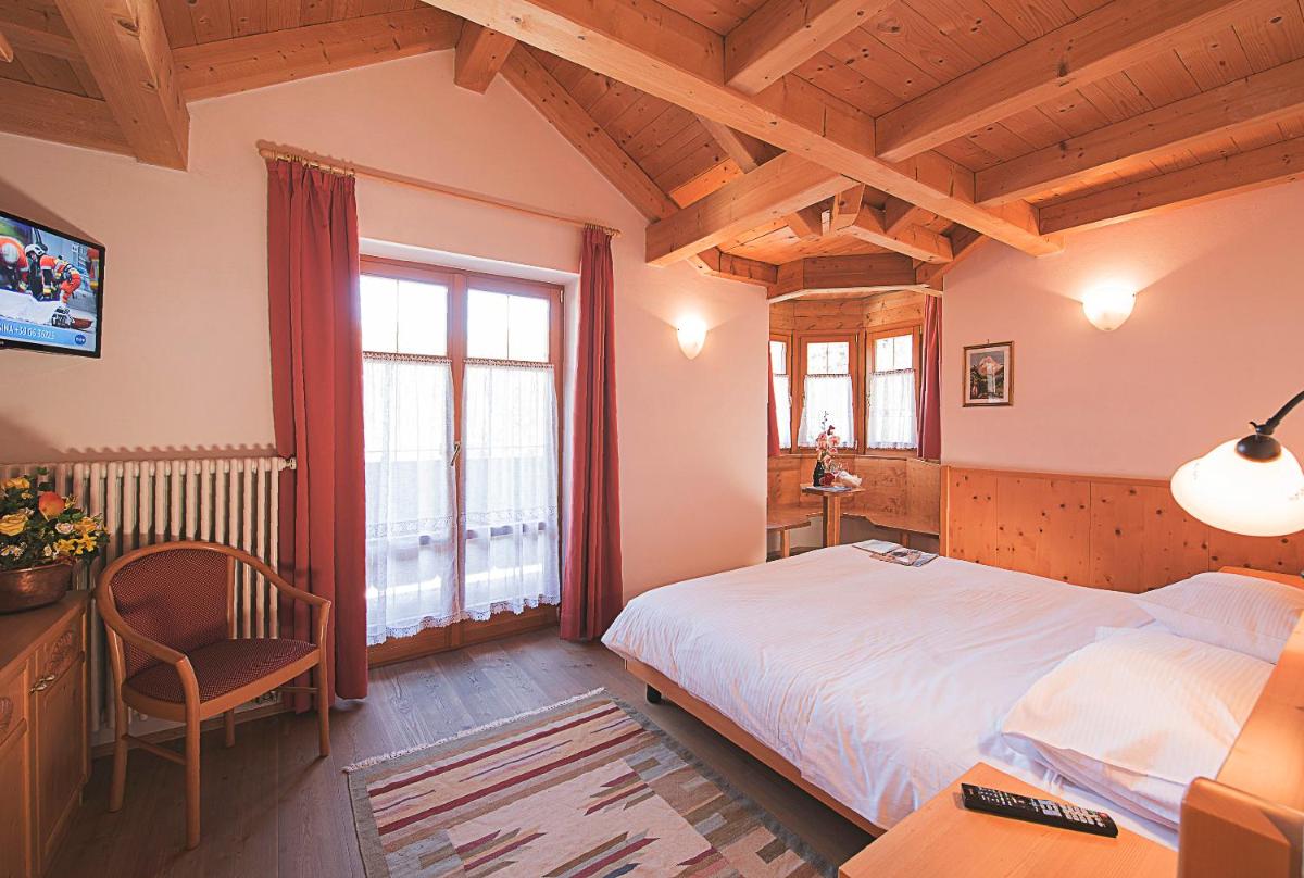 Hotel Waldheim Belvedere - Housity