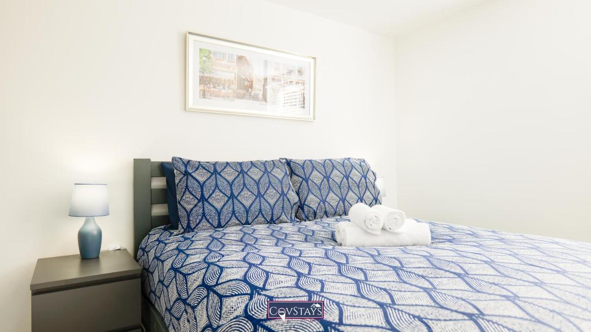 Old Silk Apartments - Luxury Studios, 1 & 2-beds in Coventry City Centre by COVSTAYS - Housity
