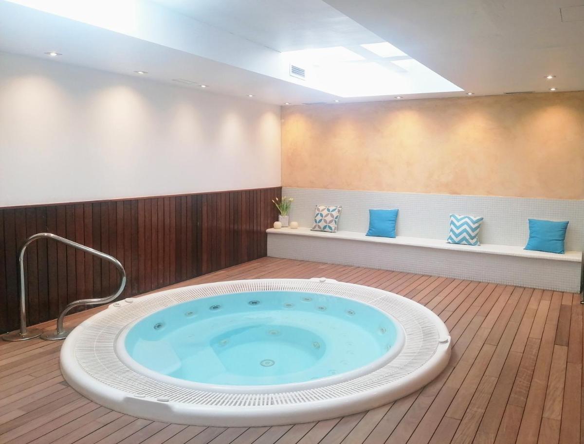 Hotel Villa Paulita - Housity