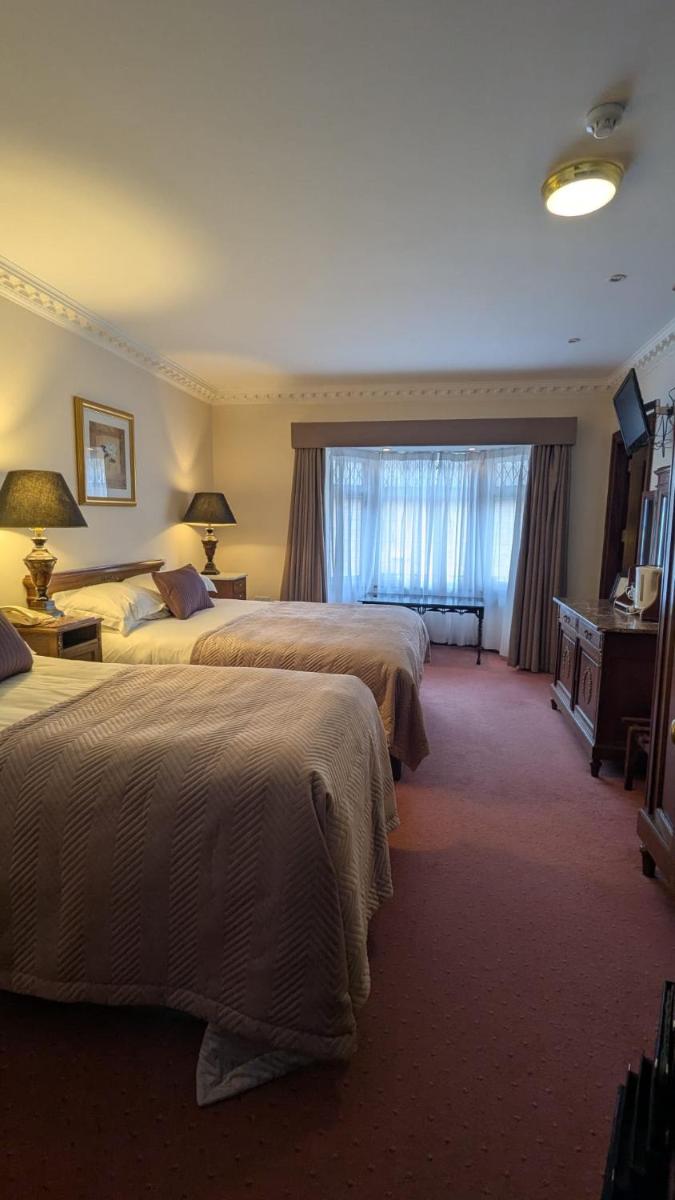 Foley's Townhouse Killarney - Housity