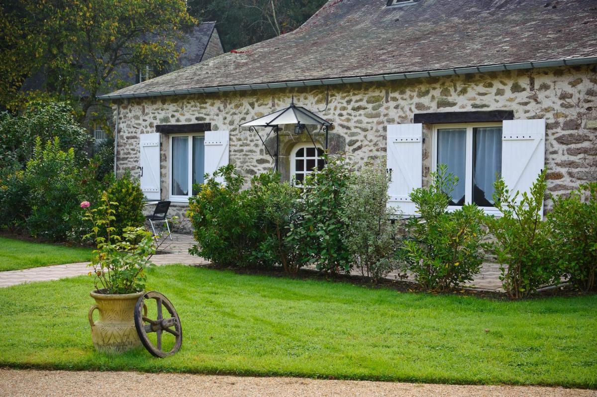 Jardin de l'établissement Les Moulins Du Duc ÉCOLODGE