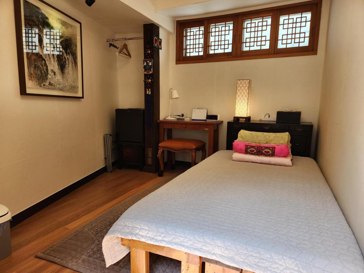 Seochon Guesthouse - Housity