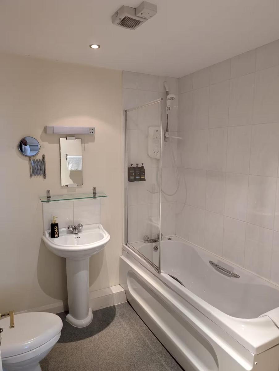 Gordon Arms Hotel - Housity