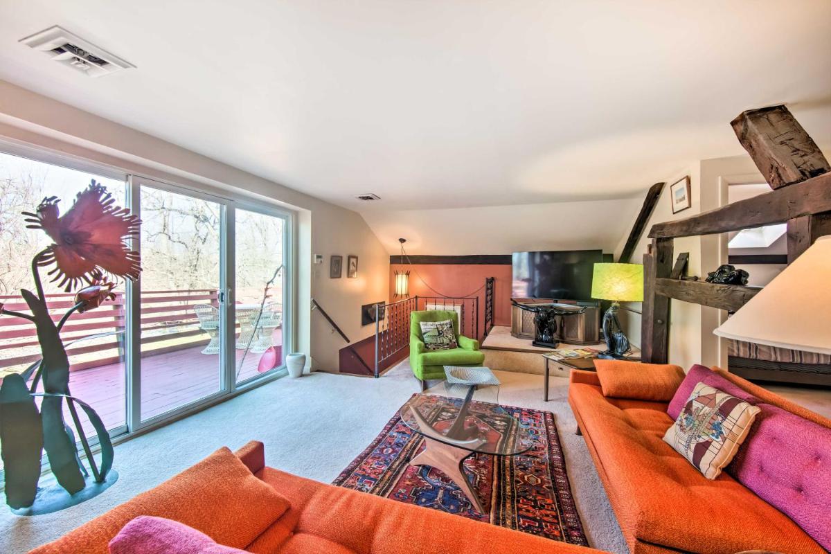 Creek Access and Deck Runningwater Lancaster Gem - Housity