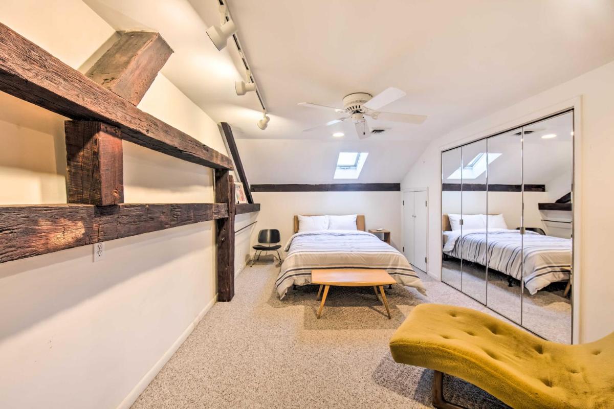 Creek Access and Deck Runningwater Lancaster Gem - Housity