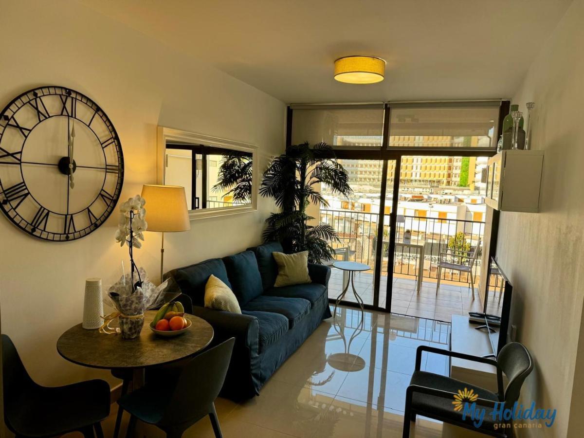 Blue Beach - Housity