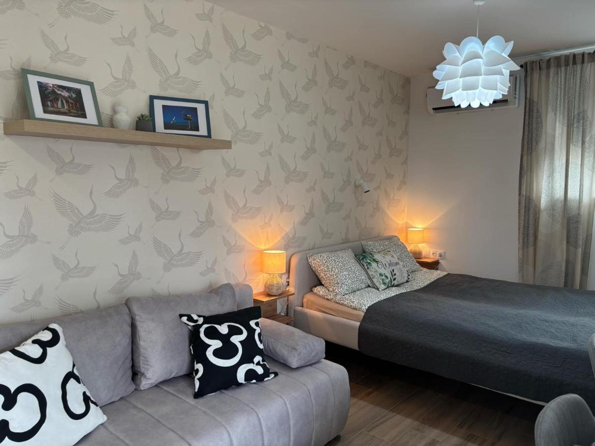 Sunrise Apartment - Housity