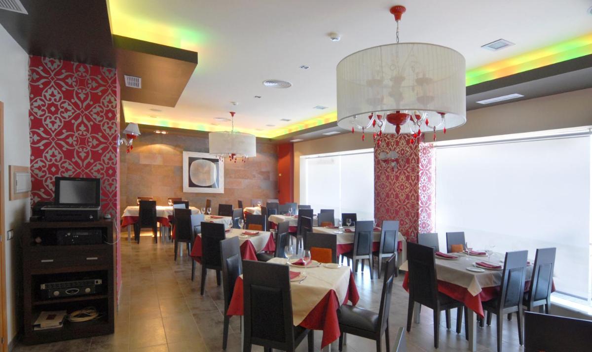 Hotel Macami - Housity