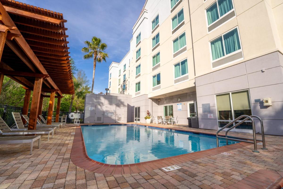 Fairfield Inn & Suites Jacksonville Butler Boulevard - Hizvo