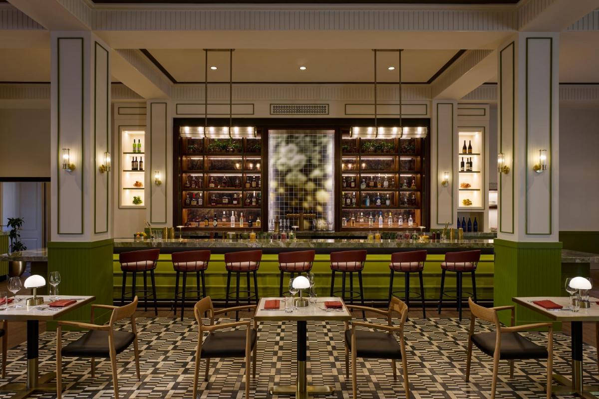 The Dearborn Inn, A Marriott Hotel - Housity
