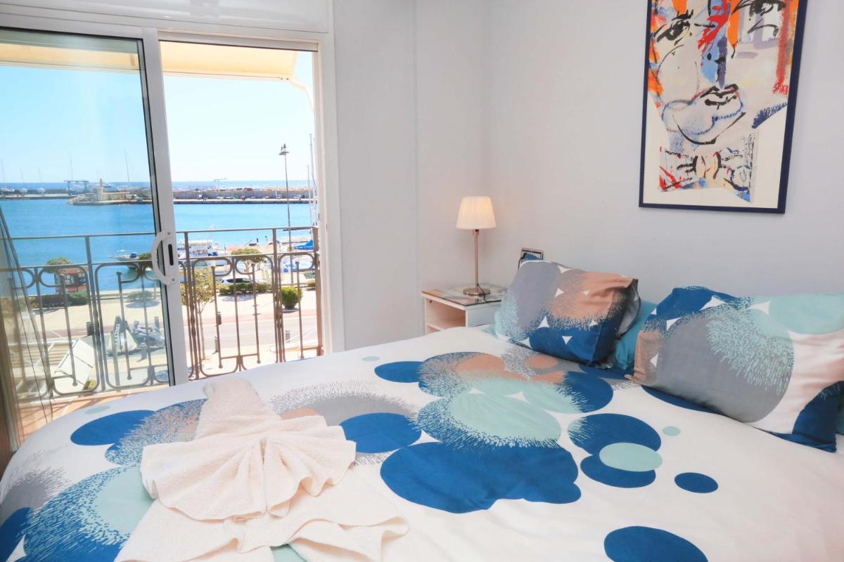 Apartamentos La Torre - Housity