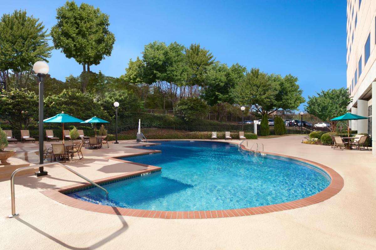 Hilton Atlanta Airport - Hizvo