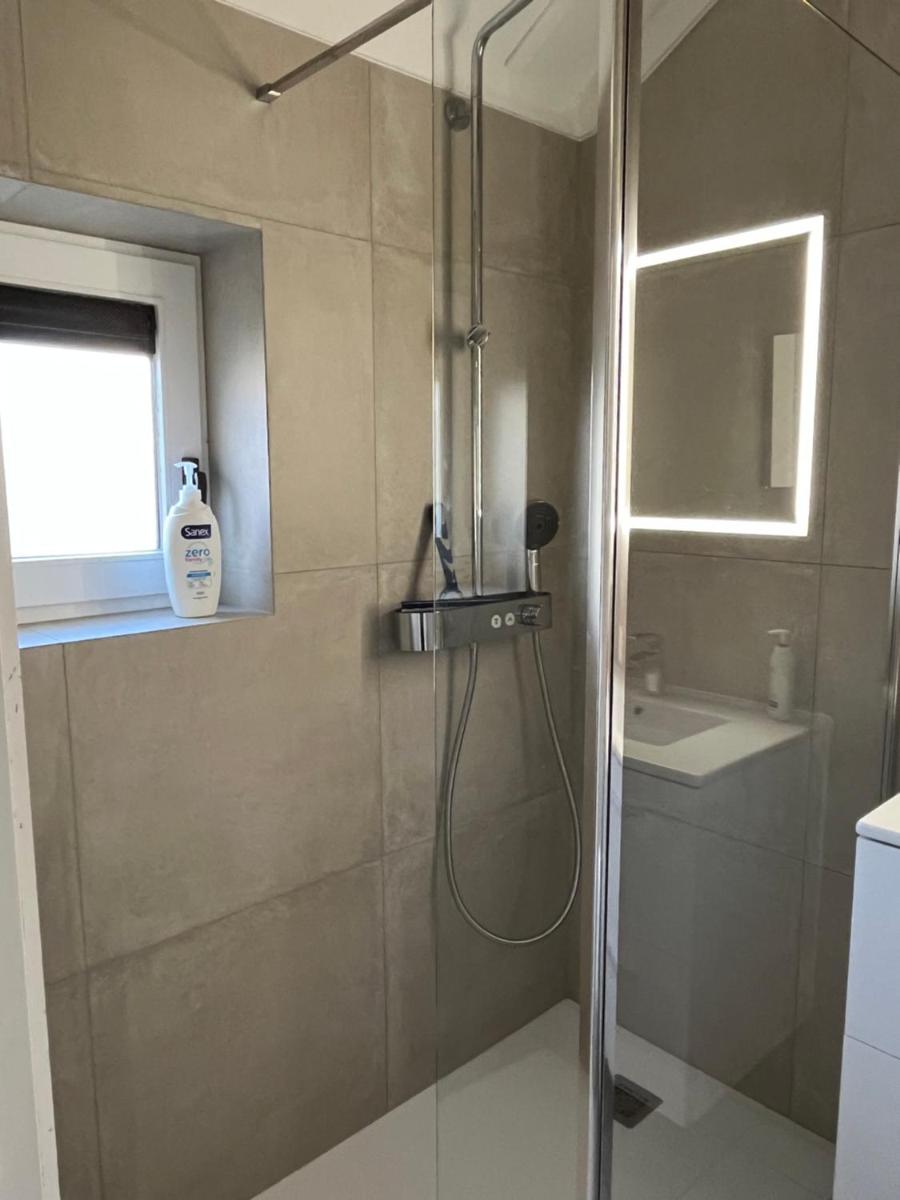 Zeebos 112 - Housity