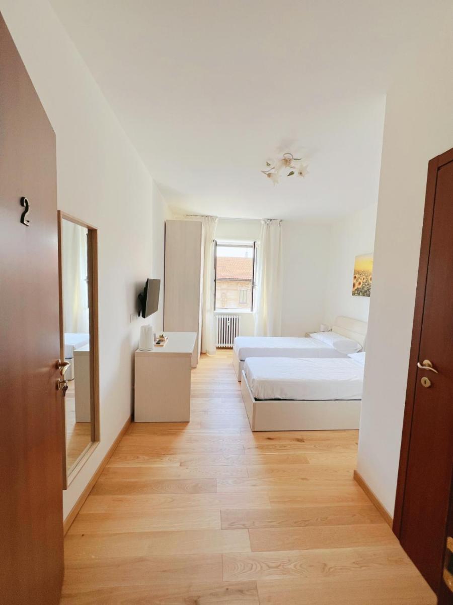 Seveso Milan Central Rooms - Housity