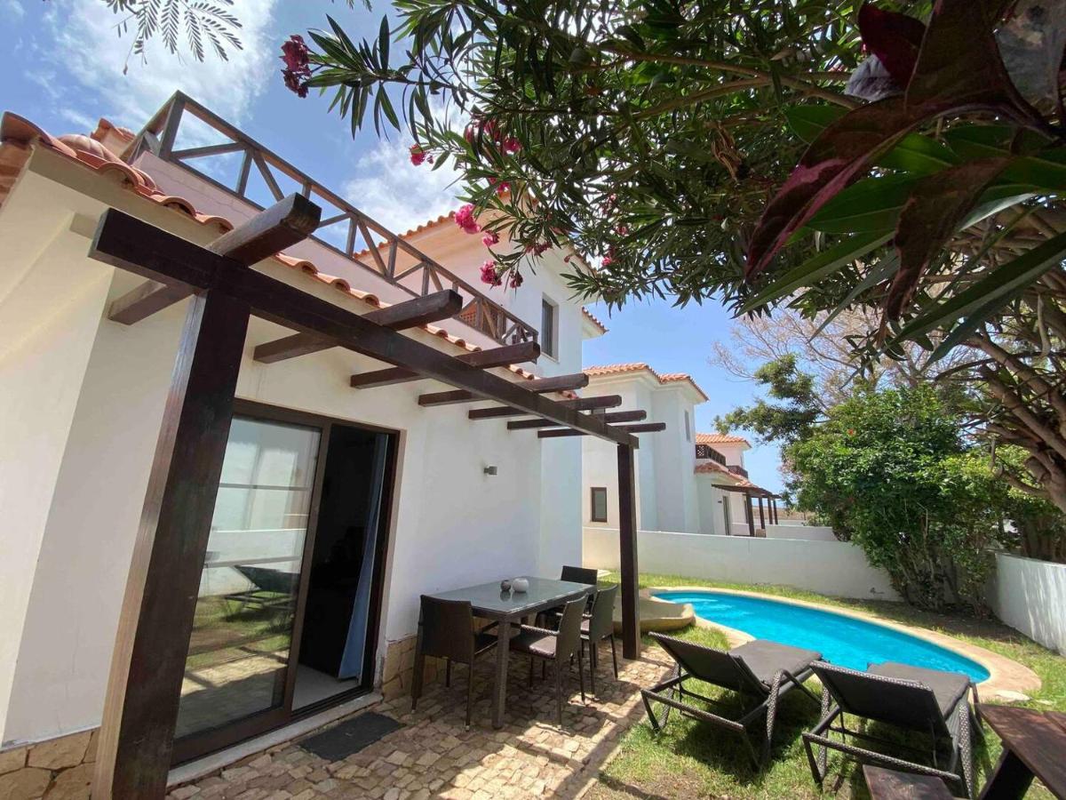 Luxury Villa with Private Pool at Beach Resort - Housity