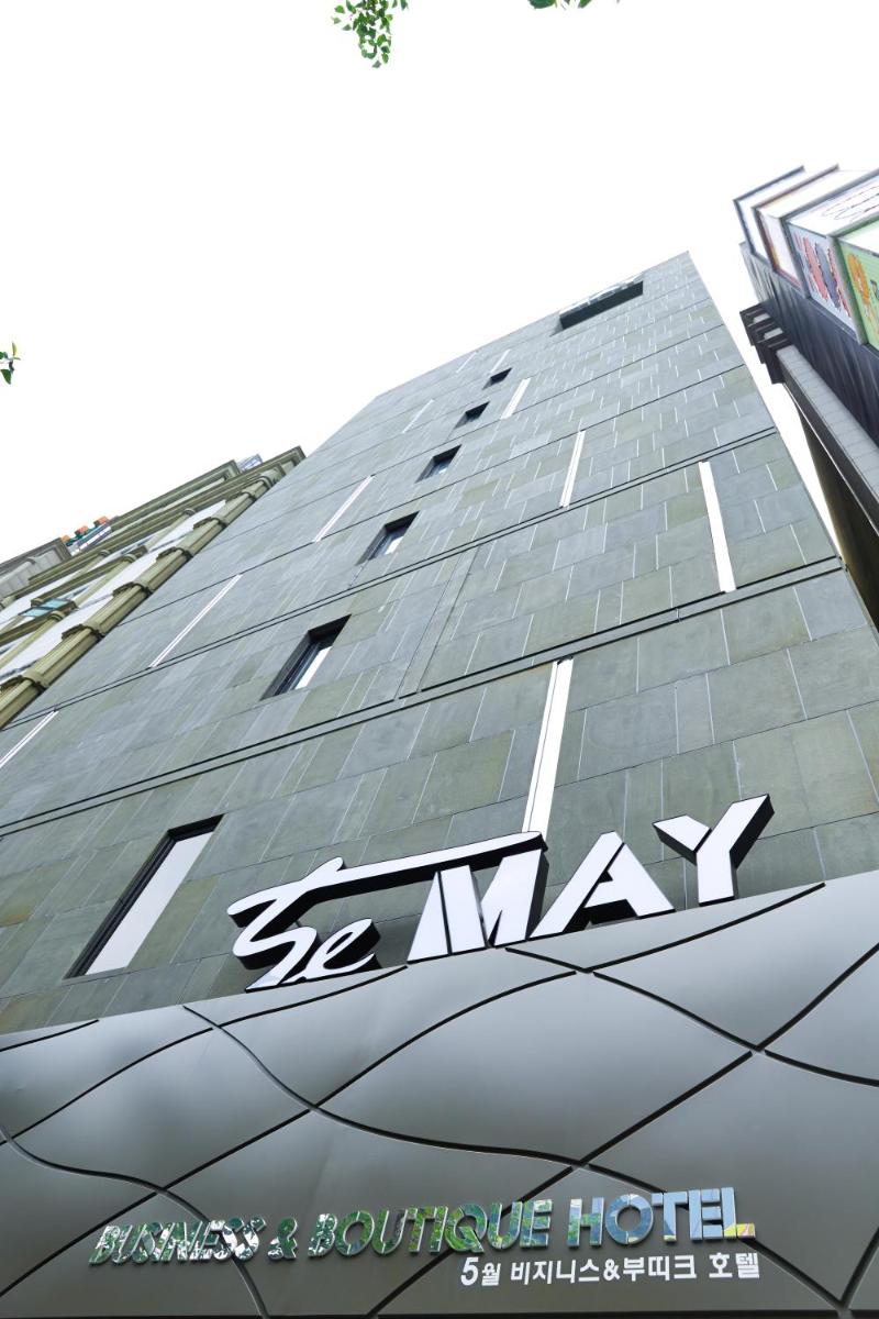 Hotel The May - Housity