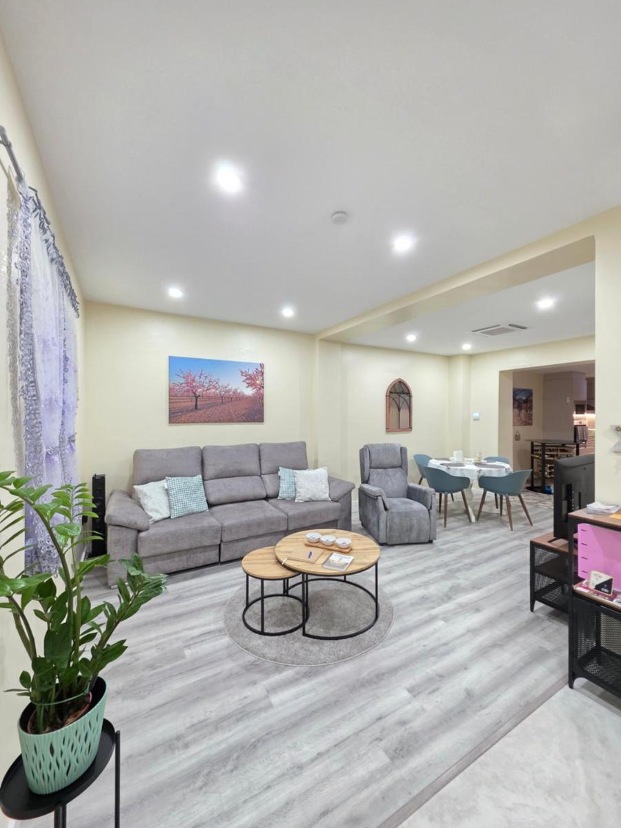 Casa Rosa - Housity