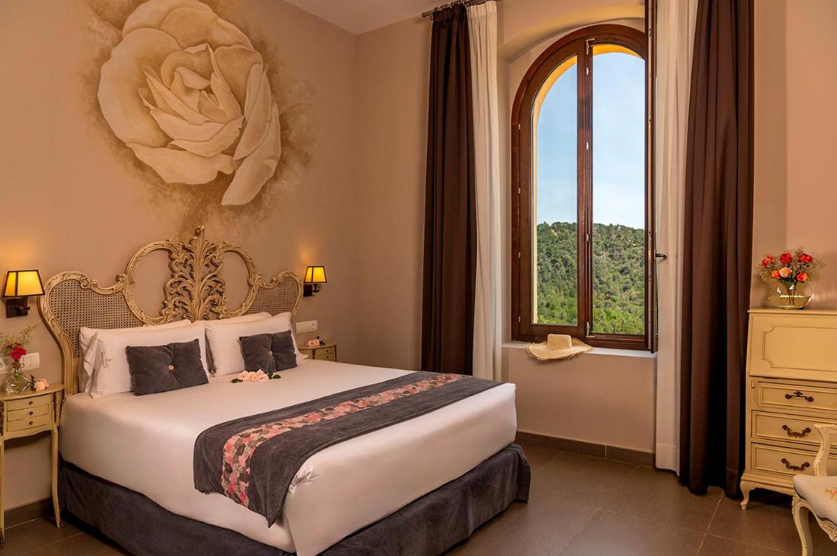 Cama o camas de una habitación en Sant Pere del Bosc Hotel & Spa - Adults Recommended