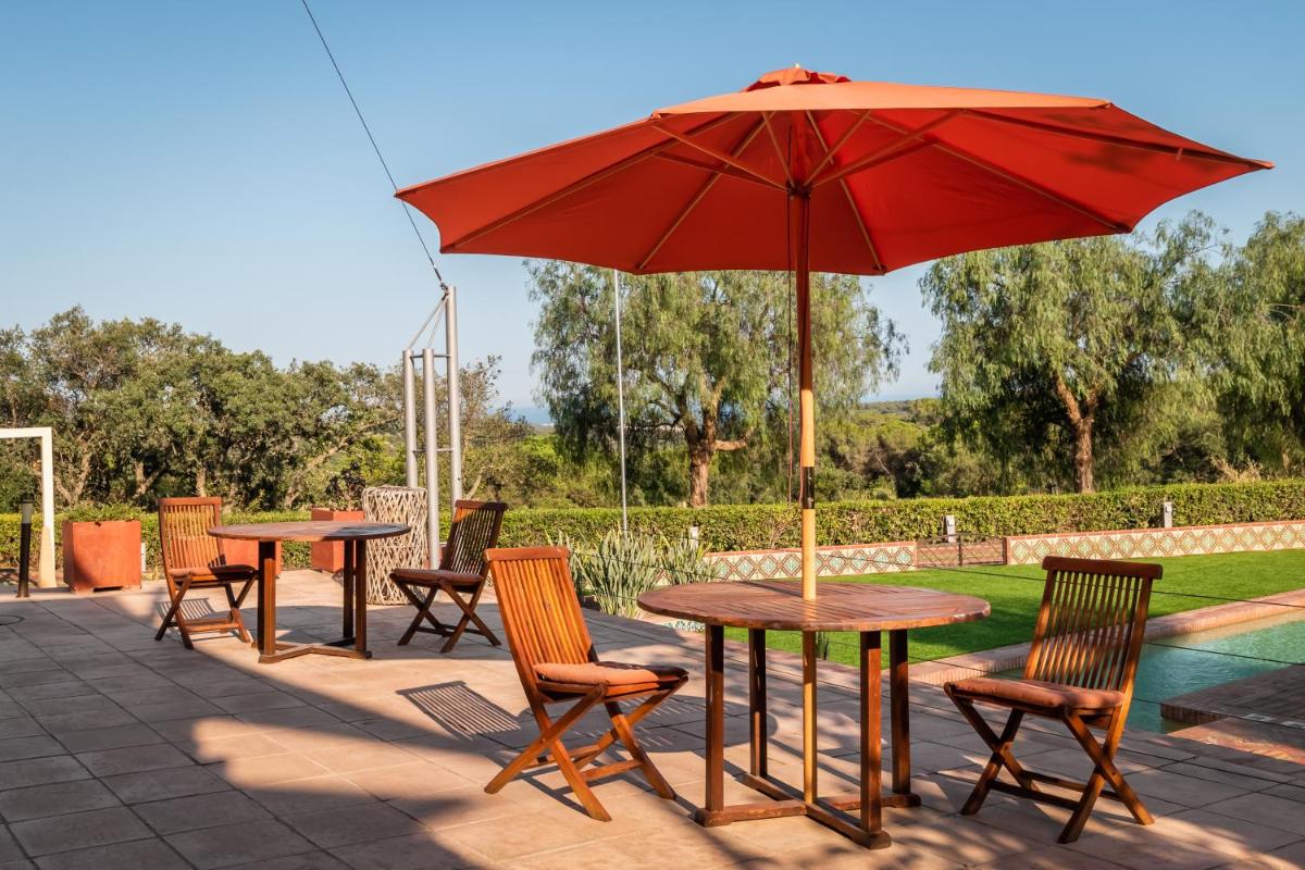 Jardín al aire libre en Sant Pere del Bosc Hotel & Spa - Adults Recommended