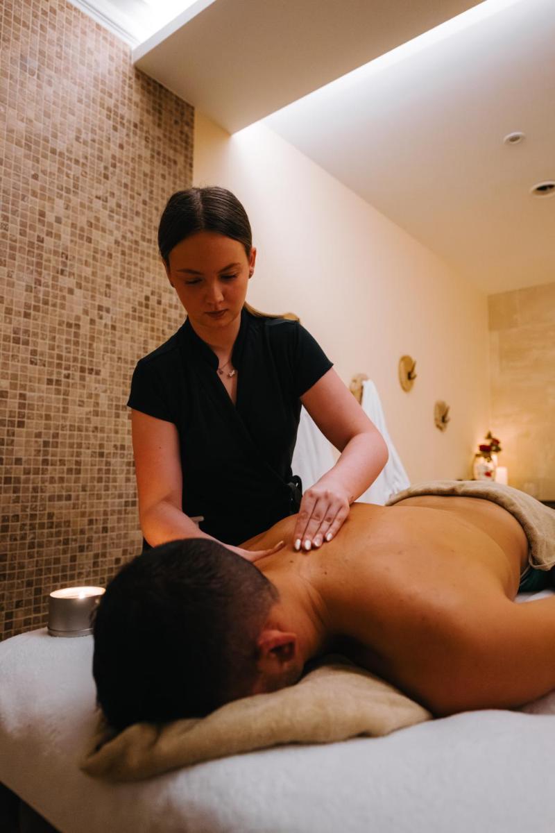 Spa ou équipements de bien-être de l'établissement Les Violettes Hotel & Spa