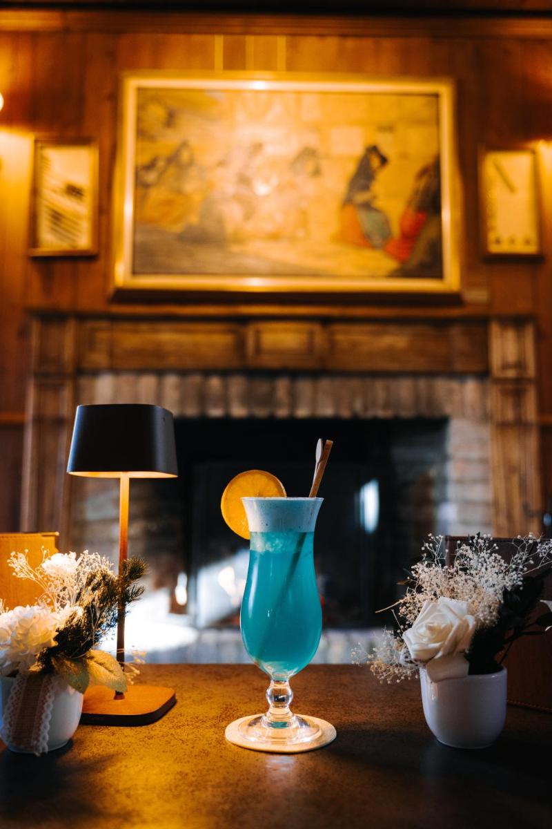 Boissons dans l'établissement Les Violettes Hotel & Spa