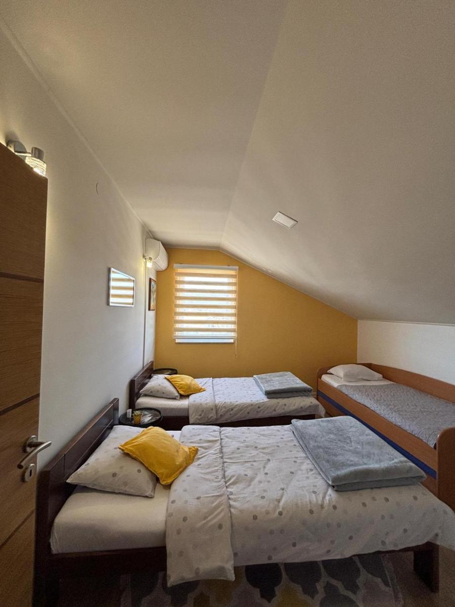 Sobe i Apartman R Bileća - Housity