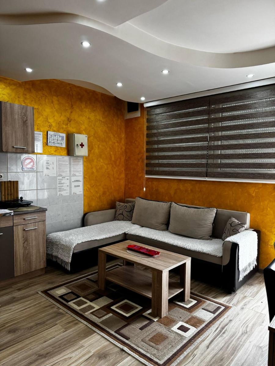 Apartments Vila Brzi & Beka - Housity