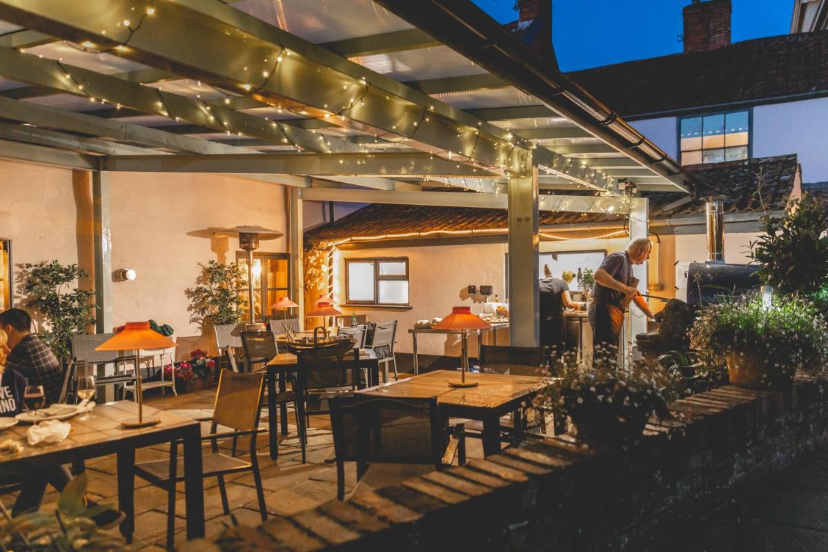 The Old Vicarage Hotel & Restaurant - Housity