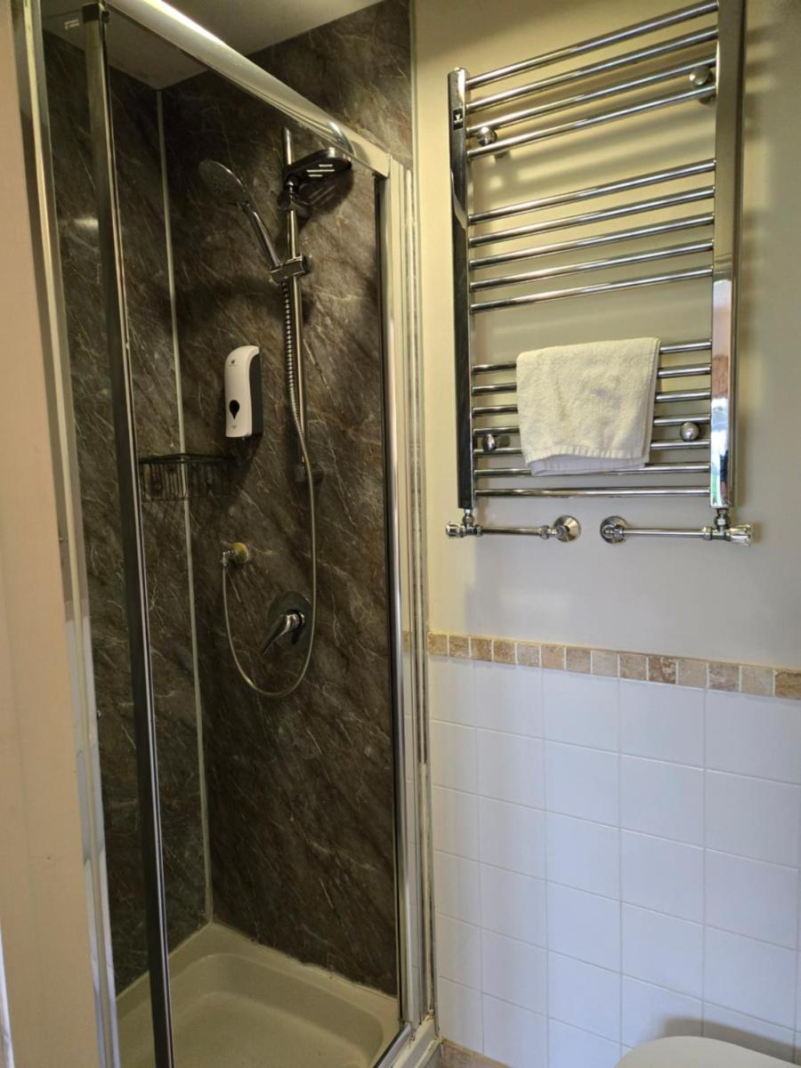 Wayside B&B - Housity