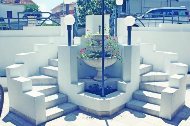 Laganini Apartments - Housity
