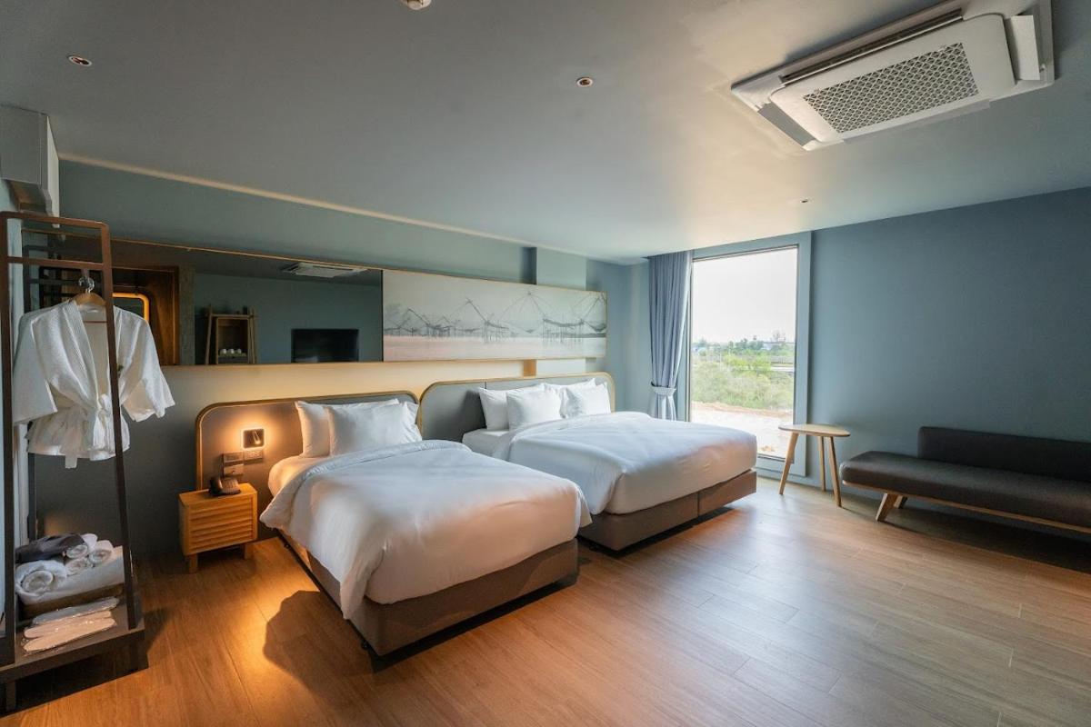 The Signature Hotel Airport - Housity
