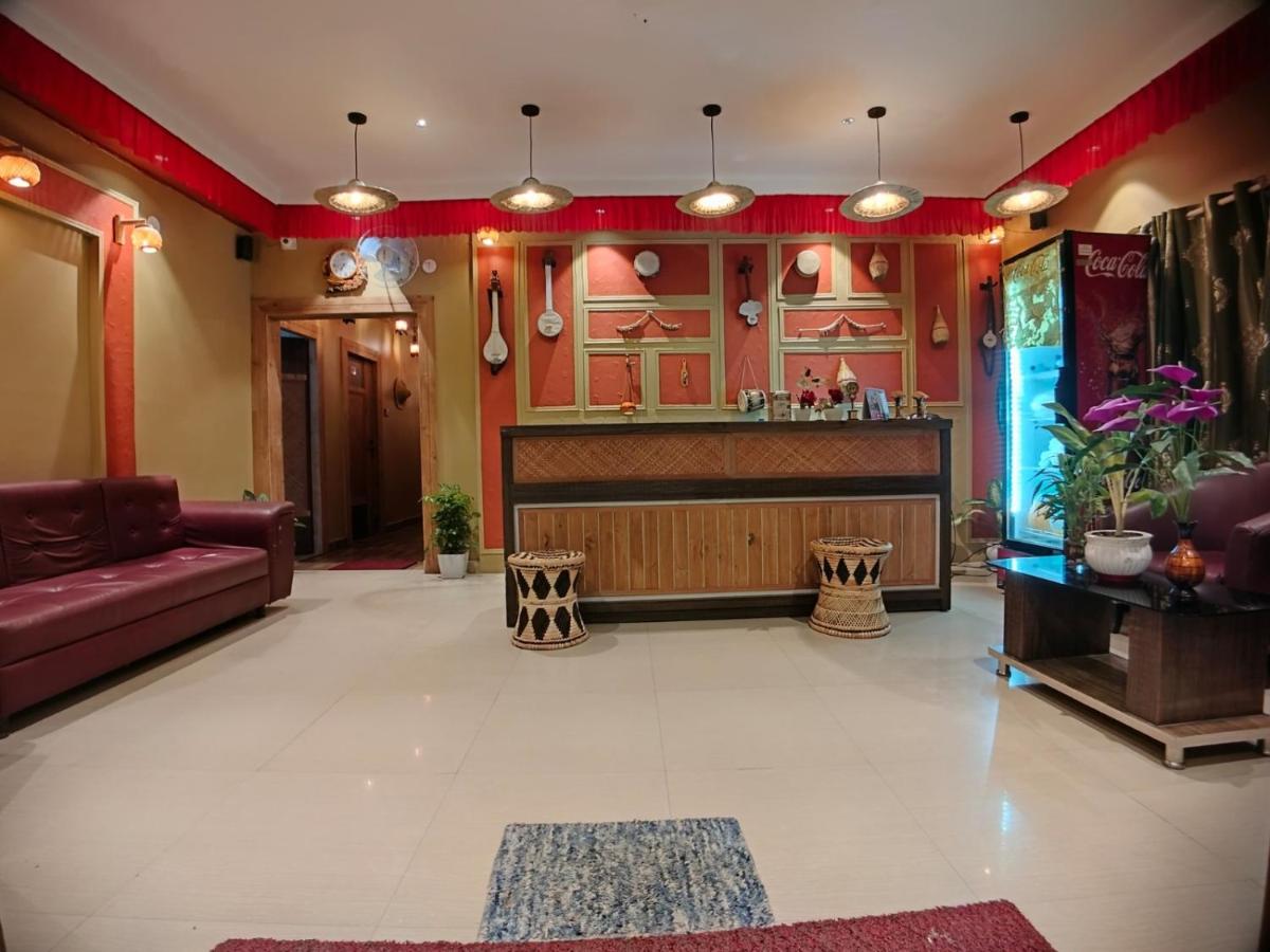 The Sea Horse - Housity