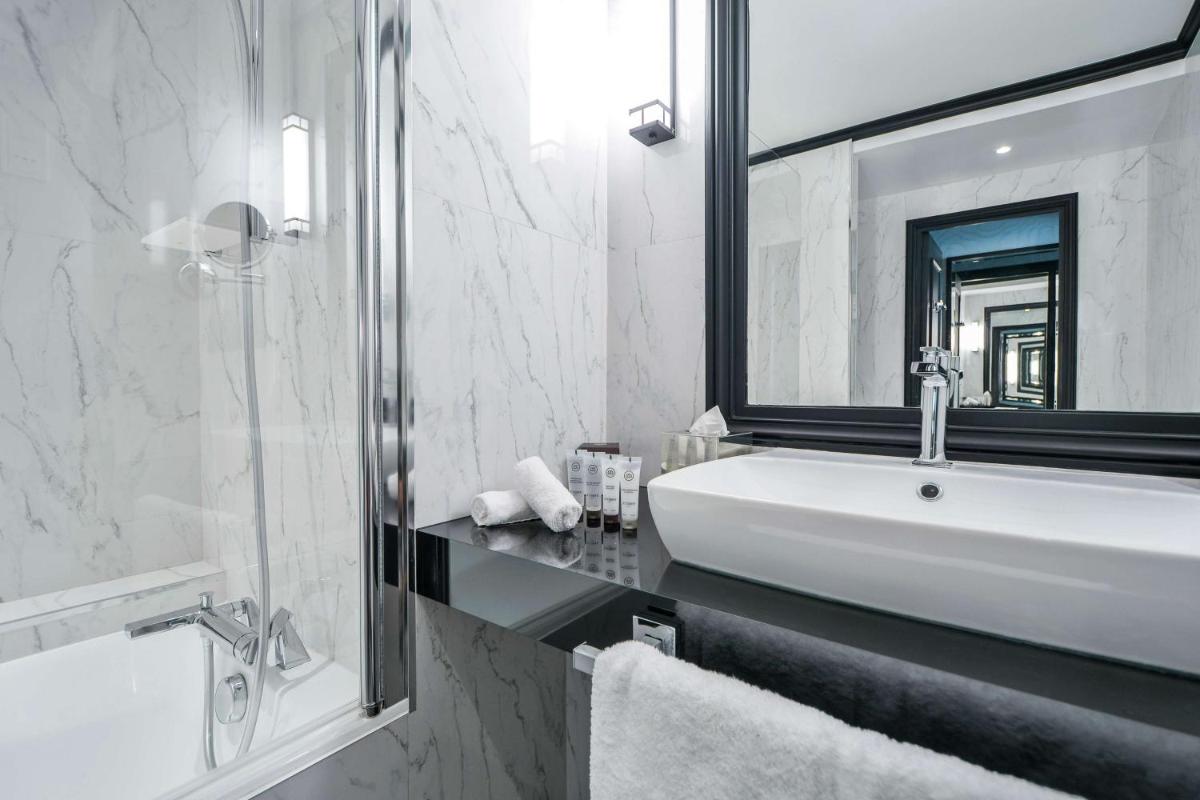 Maison Astor Paris, Curio Collection by Hilton - Housity