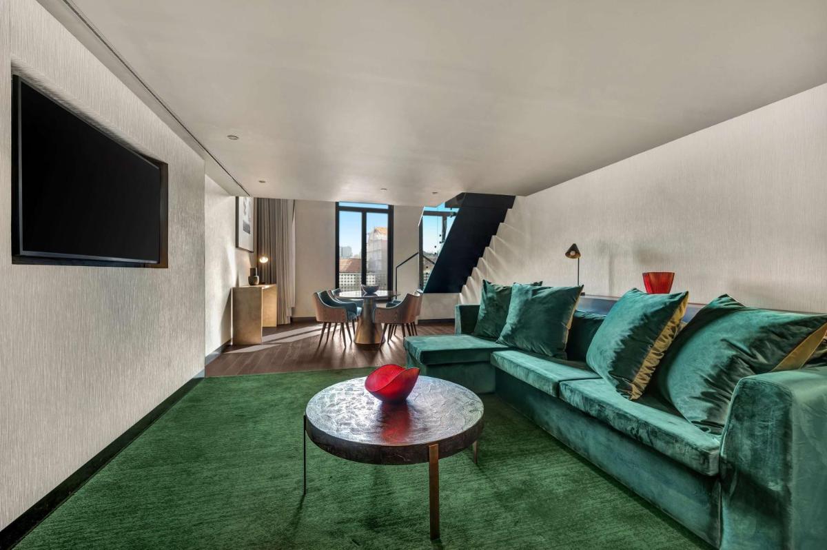 Uma área de estar em Hilton Porto Gaia