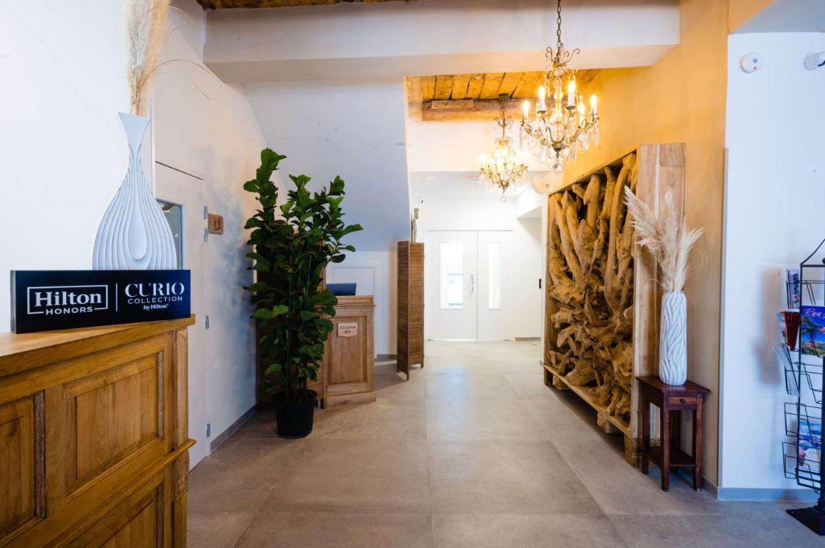 Hall ou réception de l'établissement Le Hameau Des Pesquiers Ecolodge & Spa, Curio Collection By Hilton