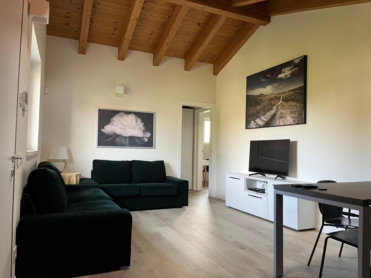 Nuovo elegante appartamento indipendente in Classe A Full Service - Housity