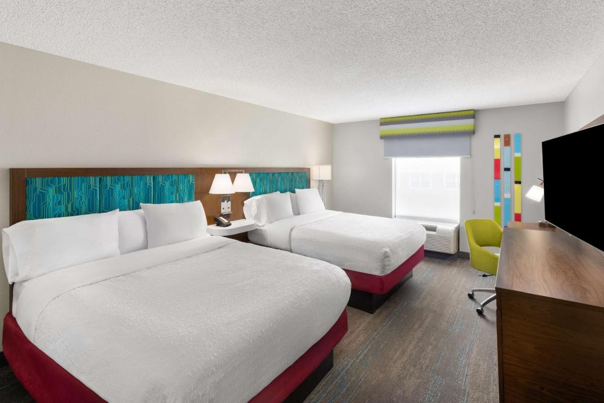 Hampton Inn & Suites Dothan - Housity