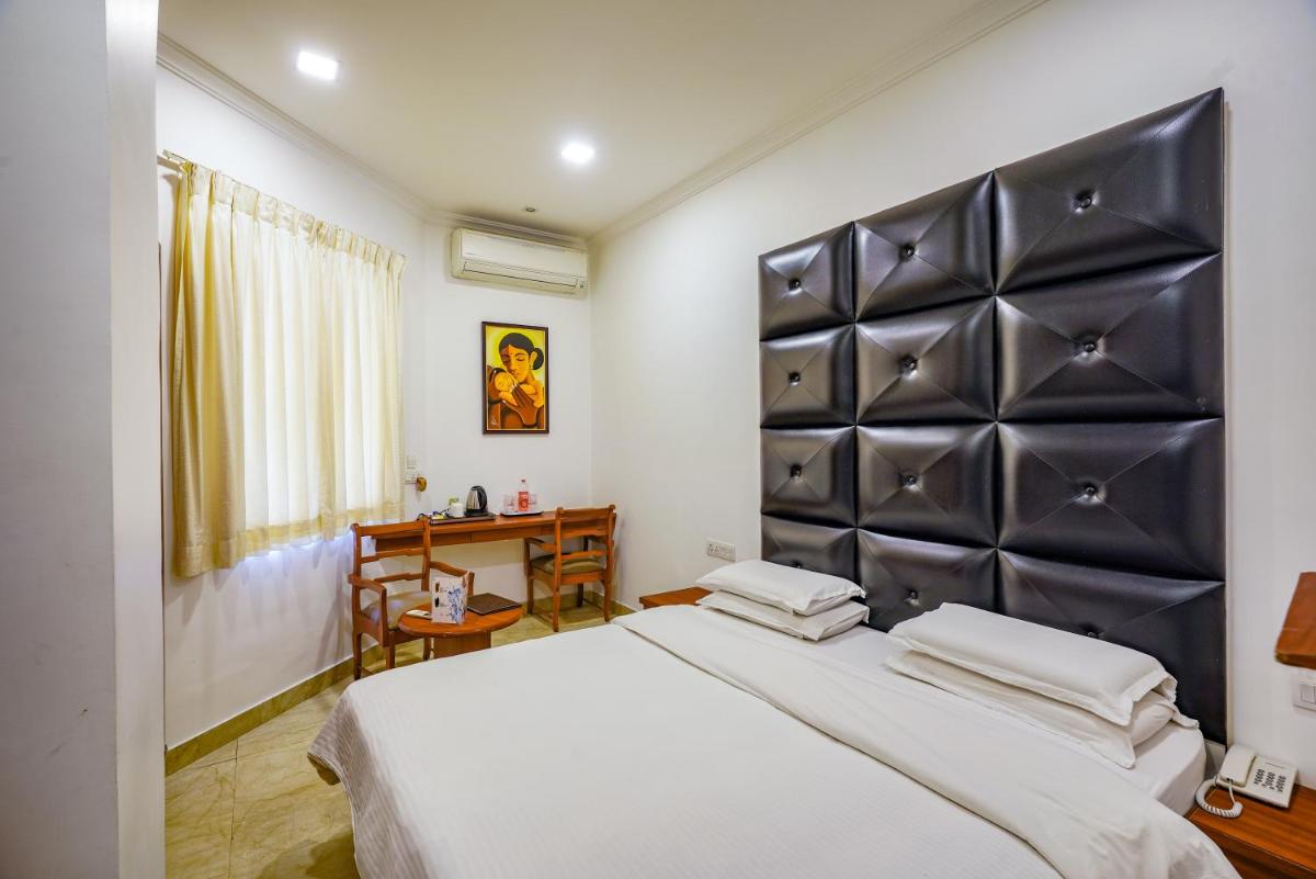 Hotel Aram - Housity