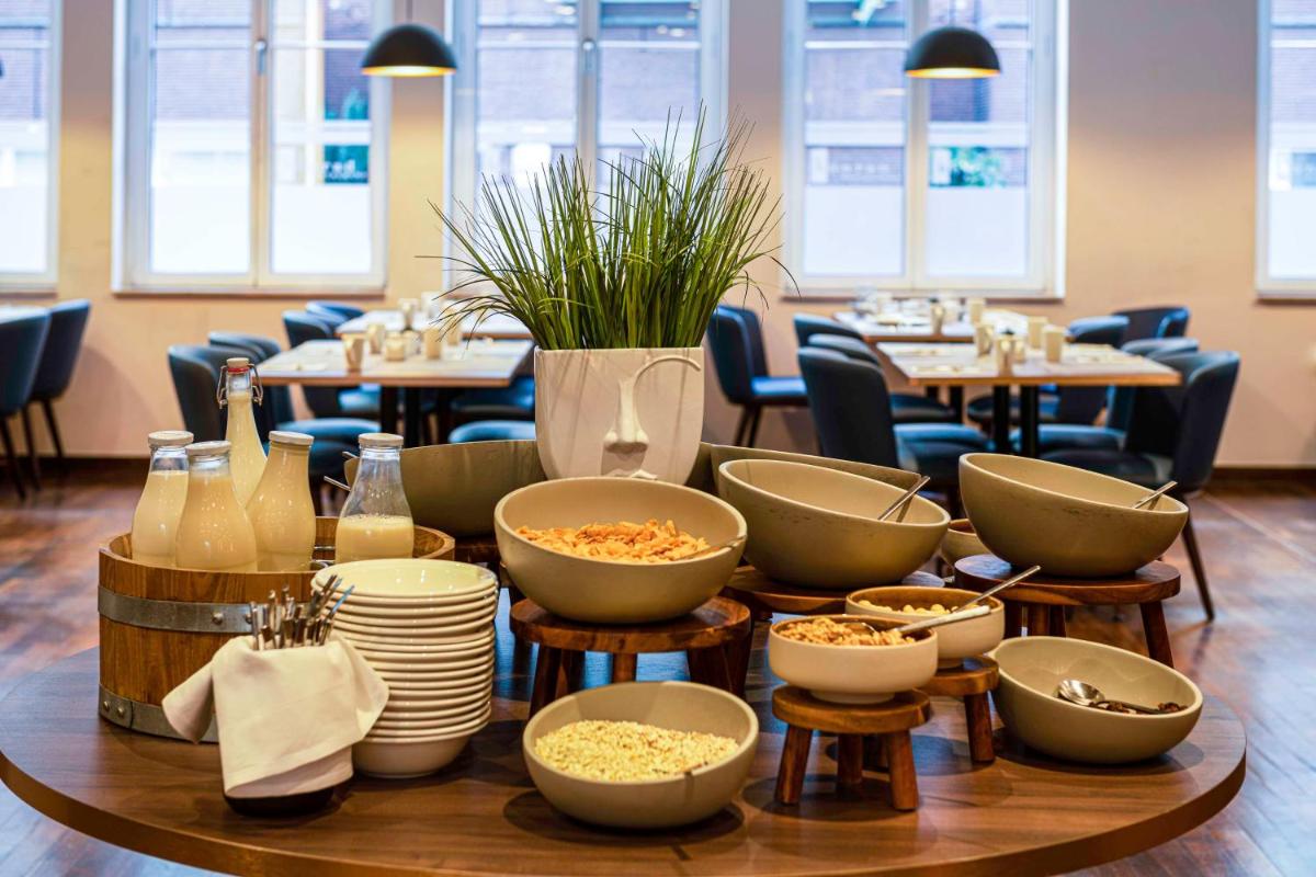 Essen im Hotel oder in der Nähe Essen im Hotel oder in der Nähe