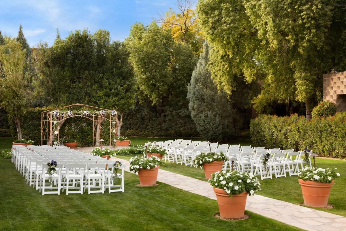 DoubleTree by Hilton Paradise Valley Resort Scottsdale - Housity