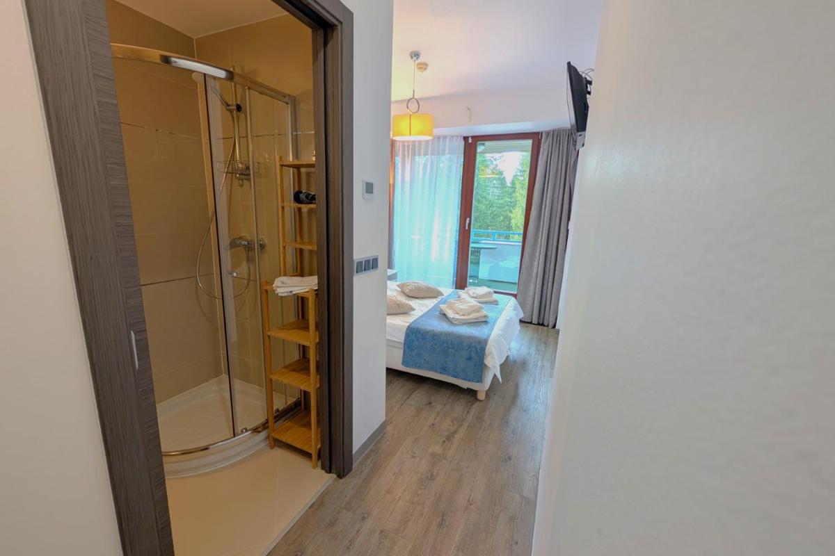 Travel Concept - Silver Mountain - Housity